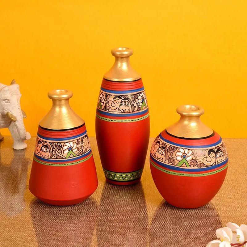 Dhara Terracotta Vase - Set of Three media 1