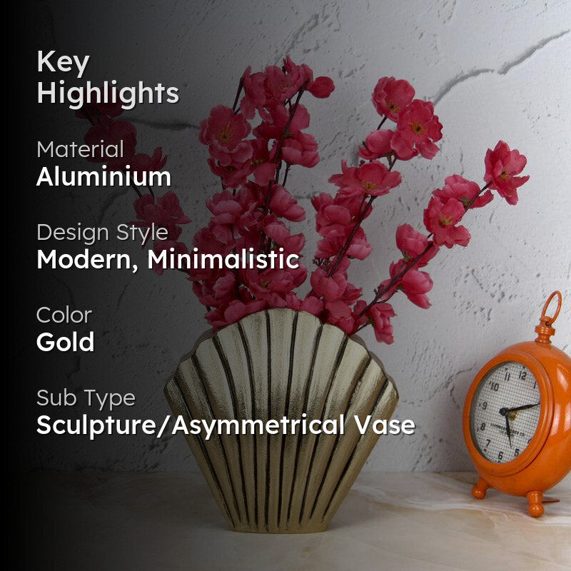 Oyster Treasure Vase - Antique Gold media 2