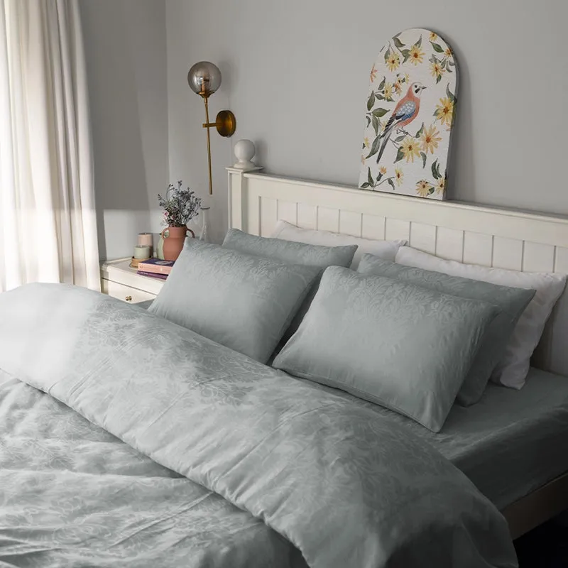 Symmetry Charm Jacquard Cotton Bedsheet (Light Grey) - 300 TC media 4