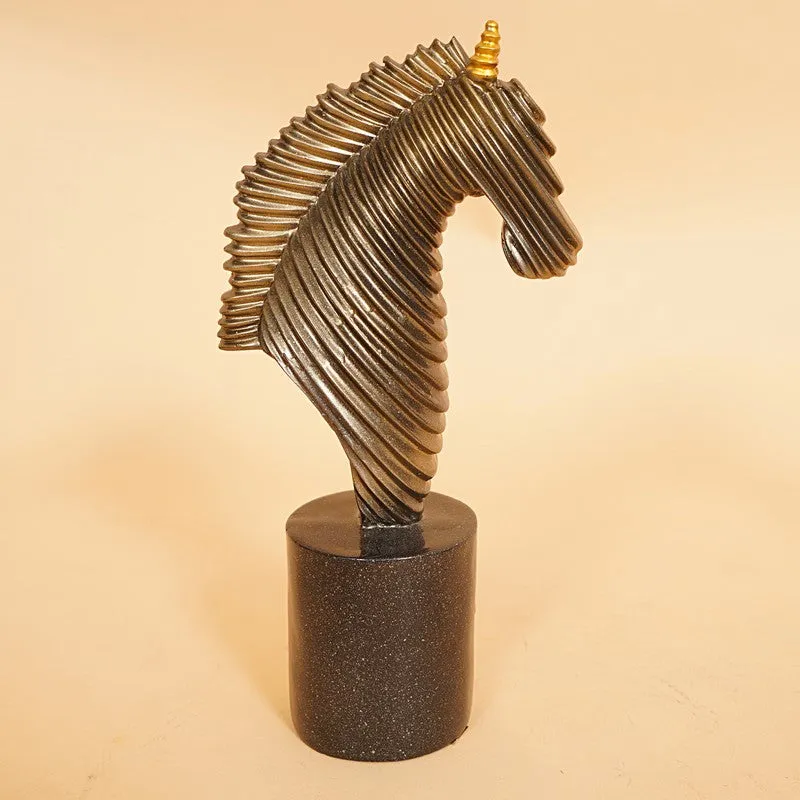 Golden Horse Head Decorative Showpiece media 7