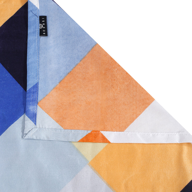 Dreamy Facets Geometric Bedsheet - 130 GSM media 7