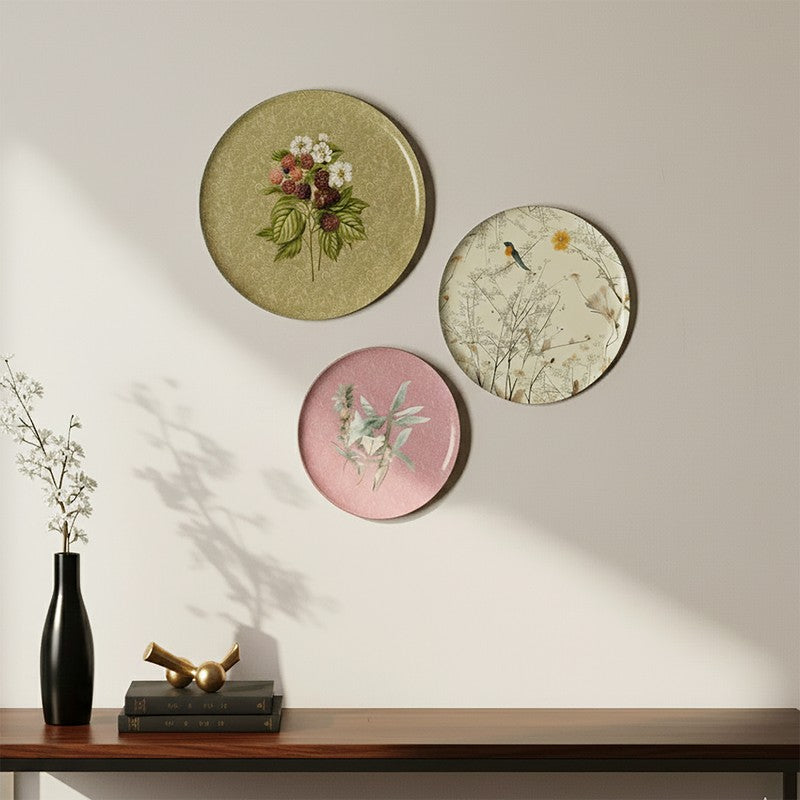 Royal Heritage Metal Wall Plates - Set Of Three media 3