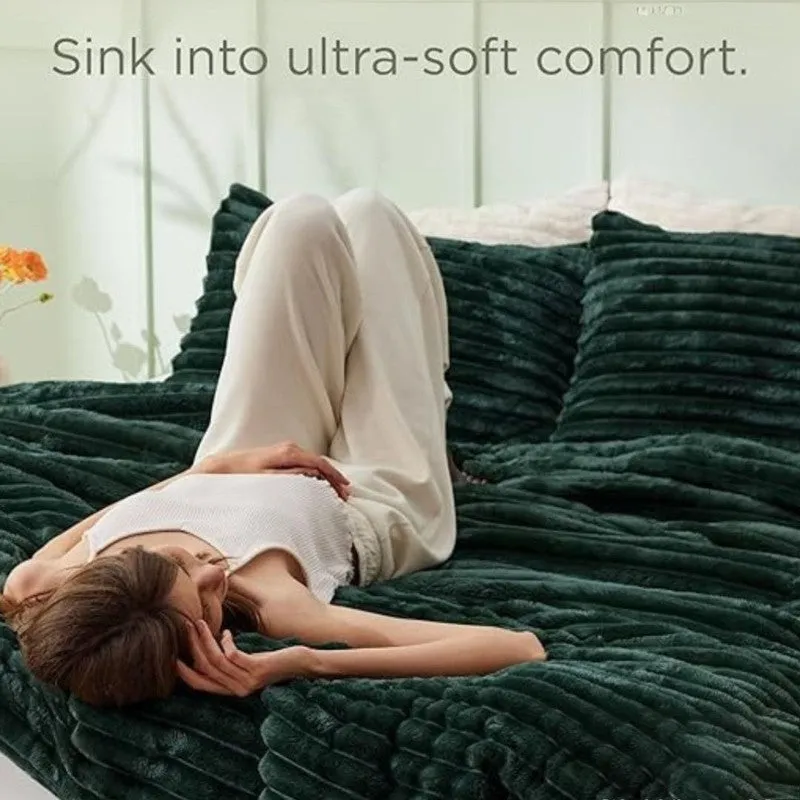 SleepScape Faux Fabric Blanket (Green)- 300 GSM media 7