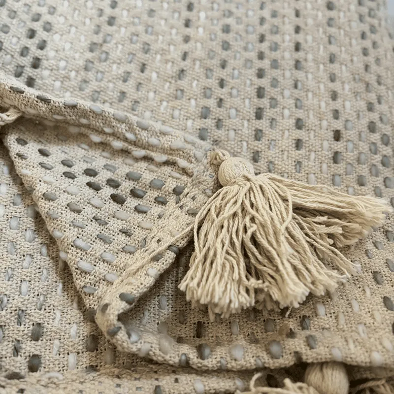Coastine Tufted Throw media 7
