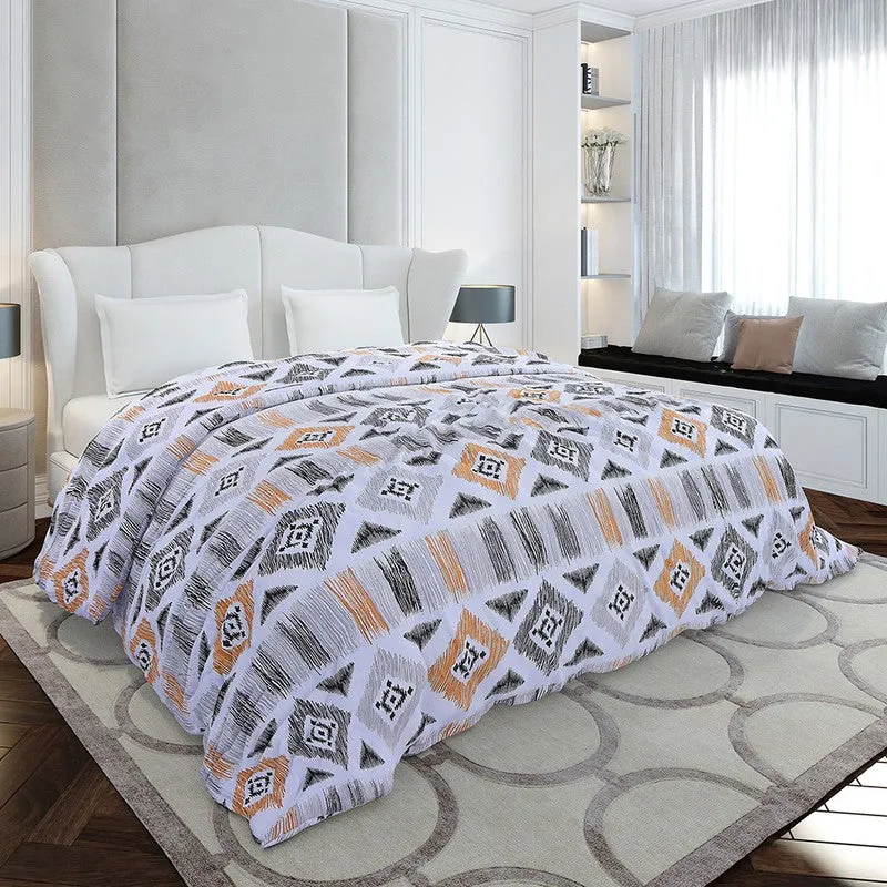 Monte Carlo Mazecraft Geometric Polyester Duvet Covers (Yellow) - 210 GSM media 1