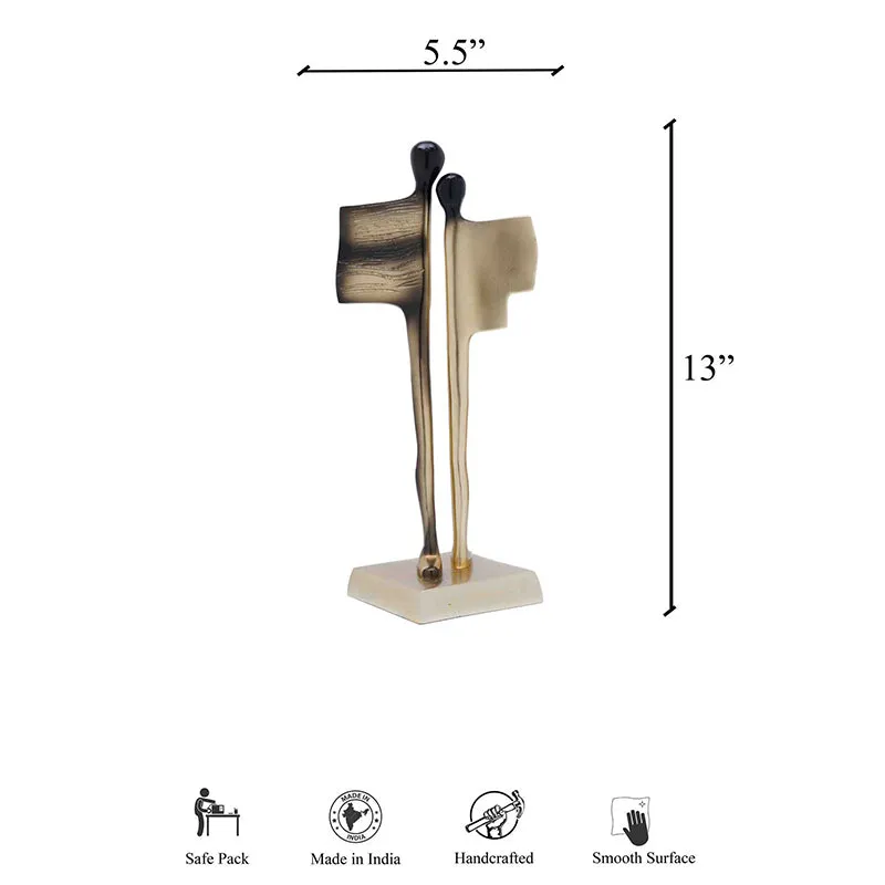 Xiomara Abstract Showpiece media 4