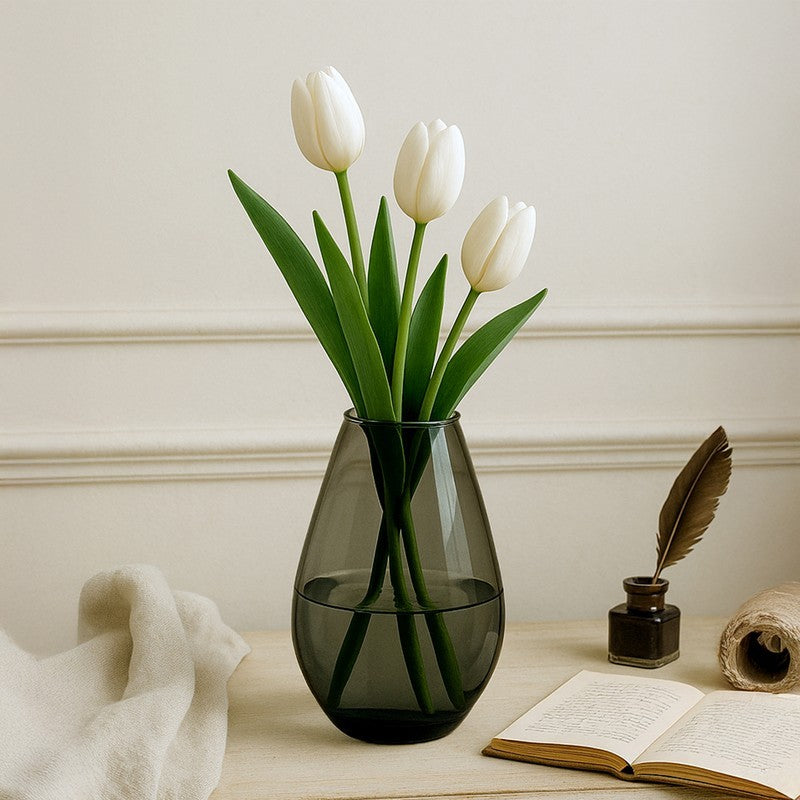 LuxeBloom Adaptive Vase