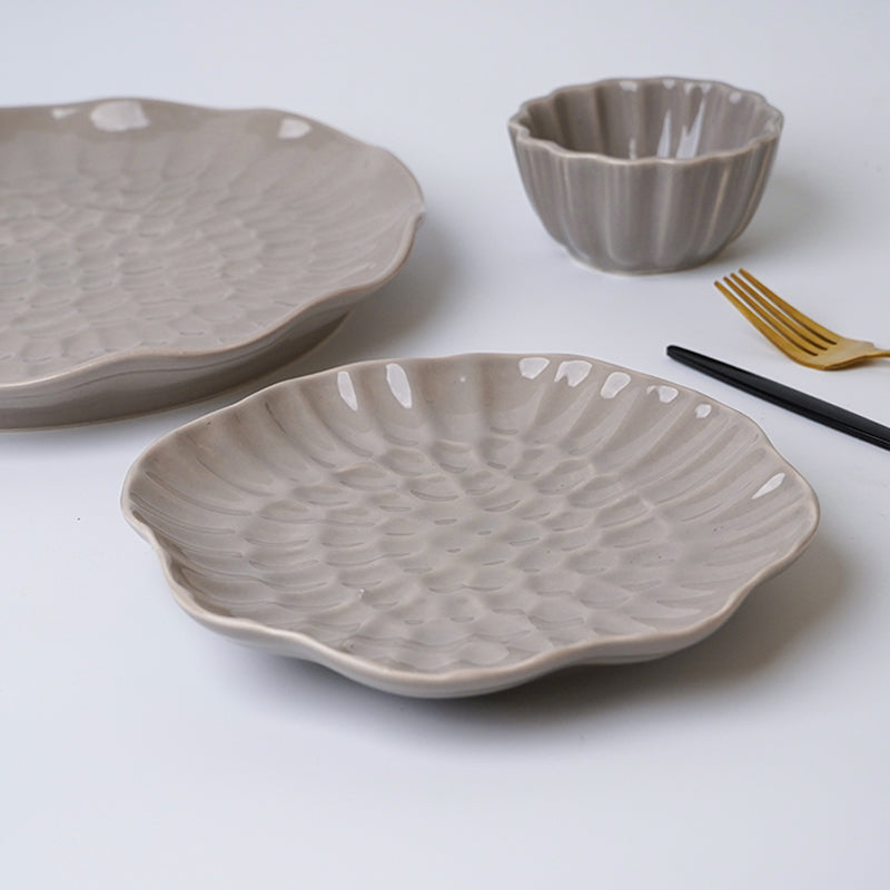 Ripple Ceramic Dinner Set - 18 Piece Set media 8