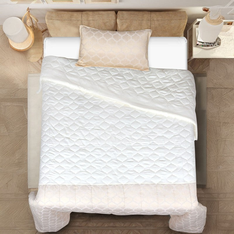 Ivory Noor Reversible Comforter media 3