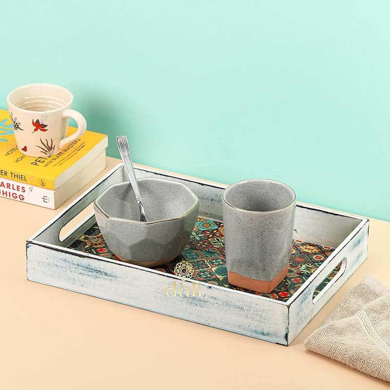 Akka Serving Tray media 3