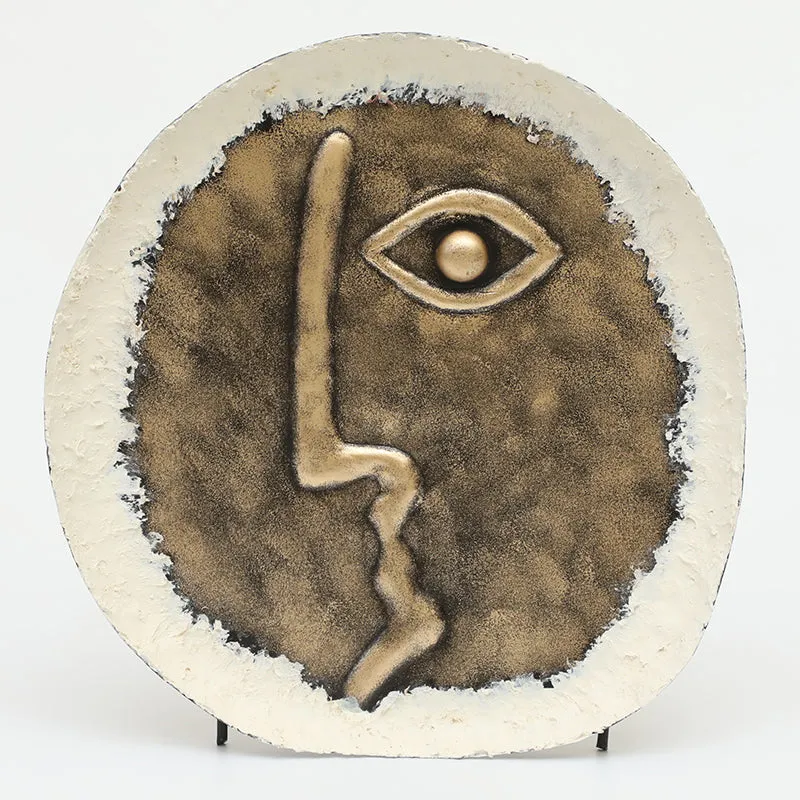 Silent Gaze Metal & Ceramic Showpiece media 3