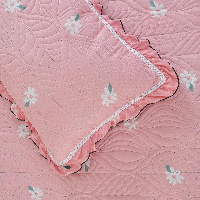Amya Pink Floral Bedcover media 4