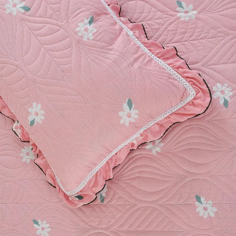 Amya Pink Floral Bedcover media 4