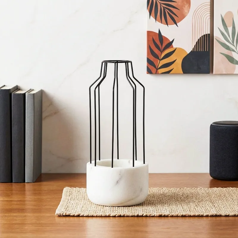 Black Mesh Eartha Hand Crafted Marble Planter - White media 1