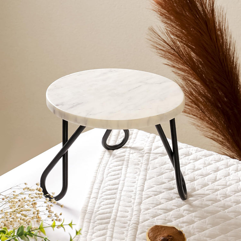 Crumbly Cake Stand media 7