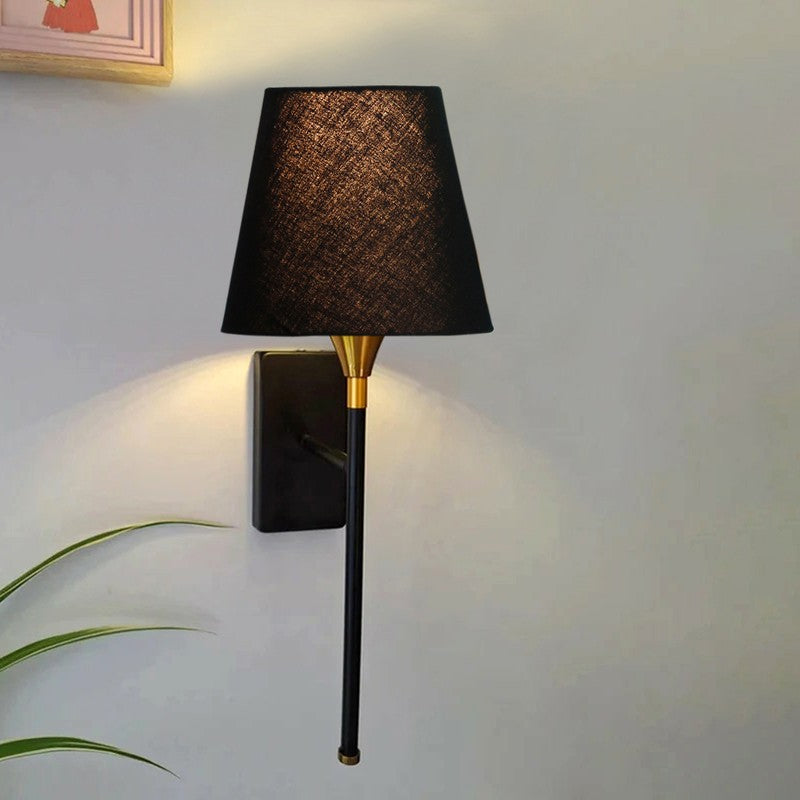 Lorencia Metal Wall Lamp