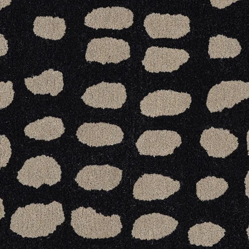 Elatus Hand Tufted Abstract Wool & Nylon Carpet - Black media 4