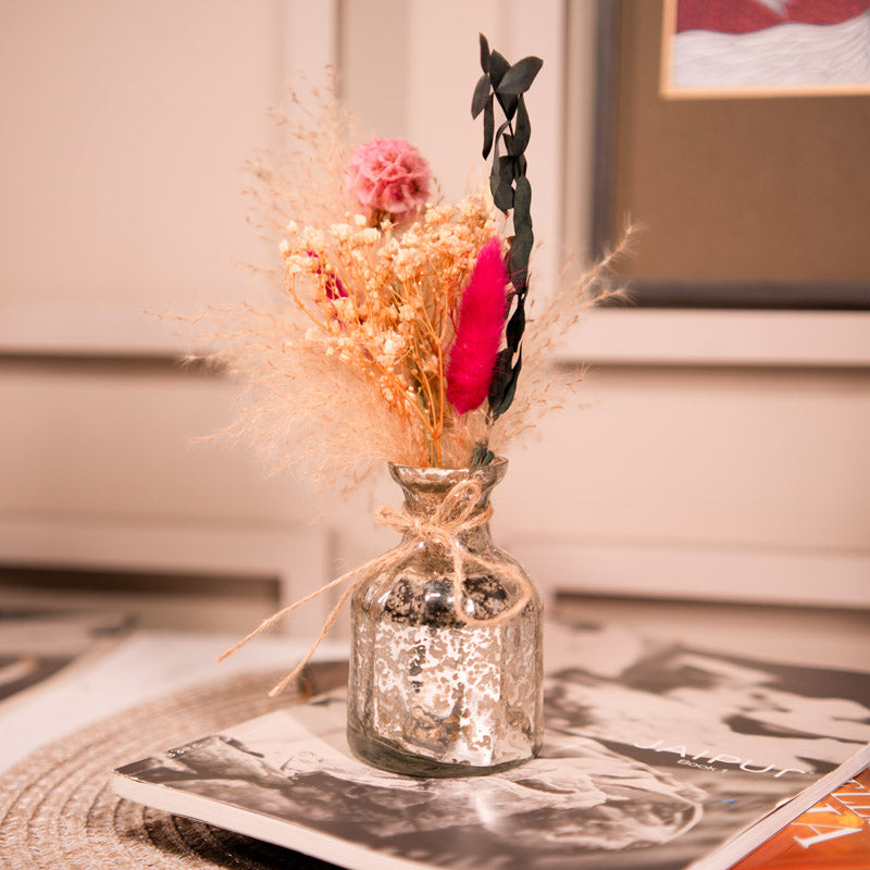 Dried Flowers & Leaves · Glass