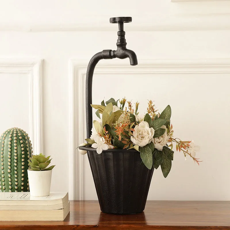 Adole Planter - Black media 3