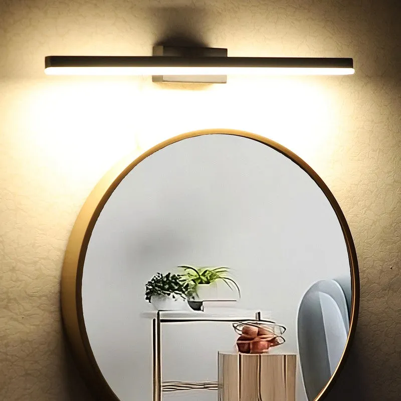 Isolde Iron Wall Lamp media 1