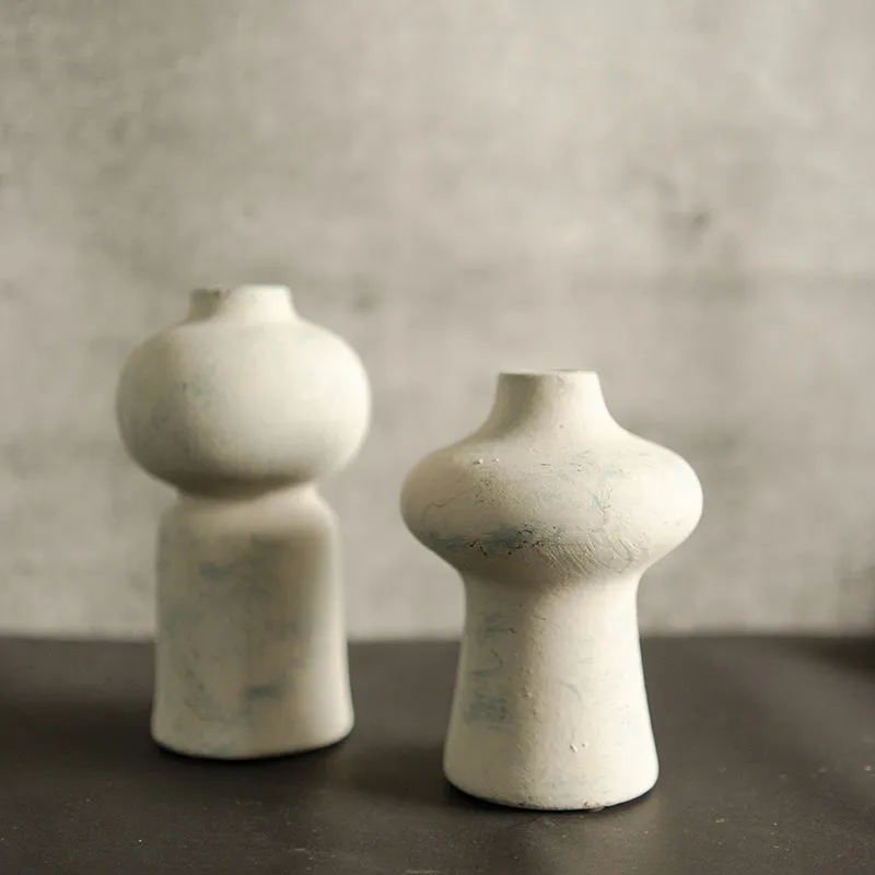 Terra Bubble Porcelain Vase With Dried Flower media 3