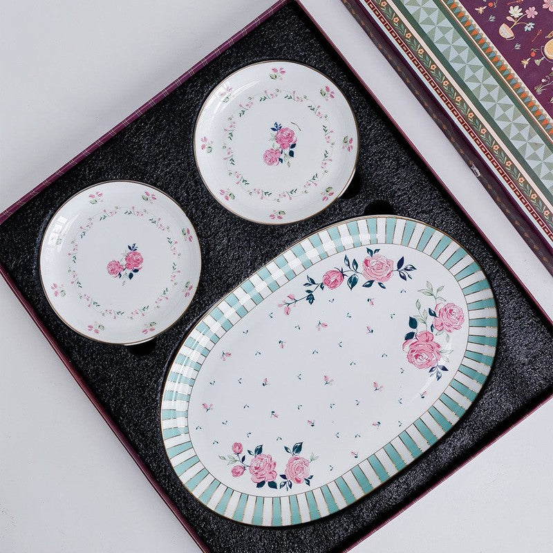 Magique by The Wishing Chair Portrait of Rose Amber Ceramic Platter & Plates With Giftbox - Five Piece Set media 4