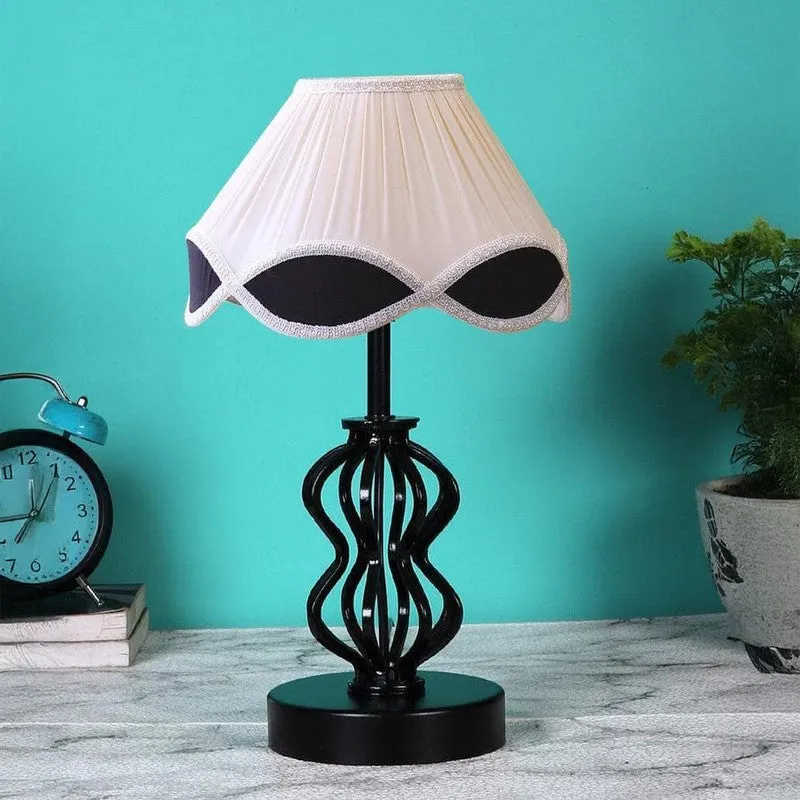 Vintage Iggly Wiggly Fabric Table Lamp - White,Black media 3