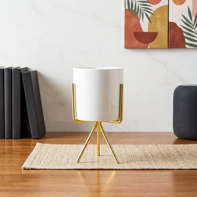 Neroda Planter With Stand media 1