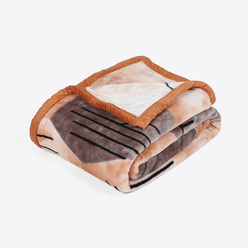 Monte Carlo Terracotta Dreamscape Blanket - 625 GSM media 5