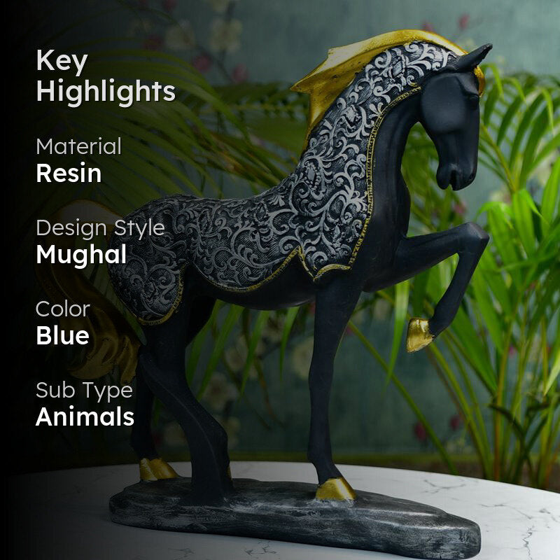 Stallion Glimmer Showpiece image 2