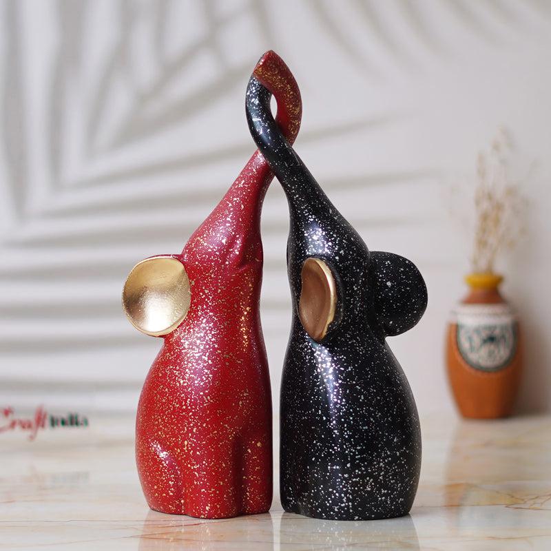 Trunk Duo Showpiece