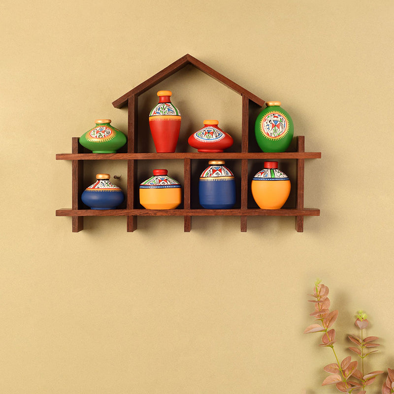Terracotta · Wood