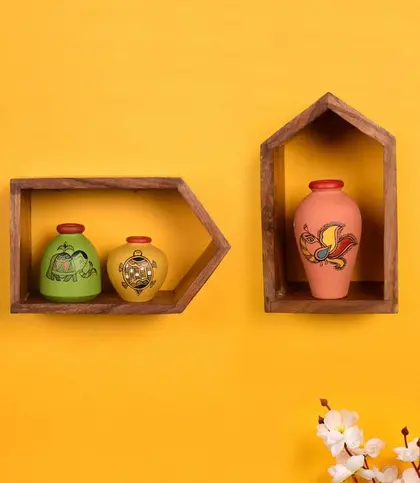 Wood · Terracotta