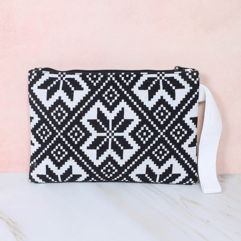 Aion Cotton Pouch media 4