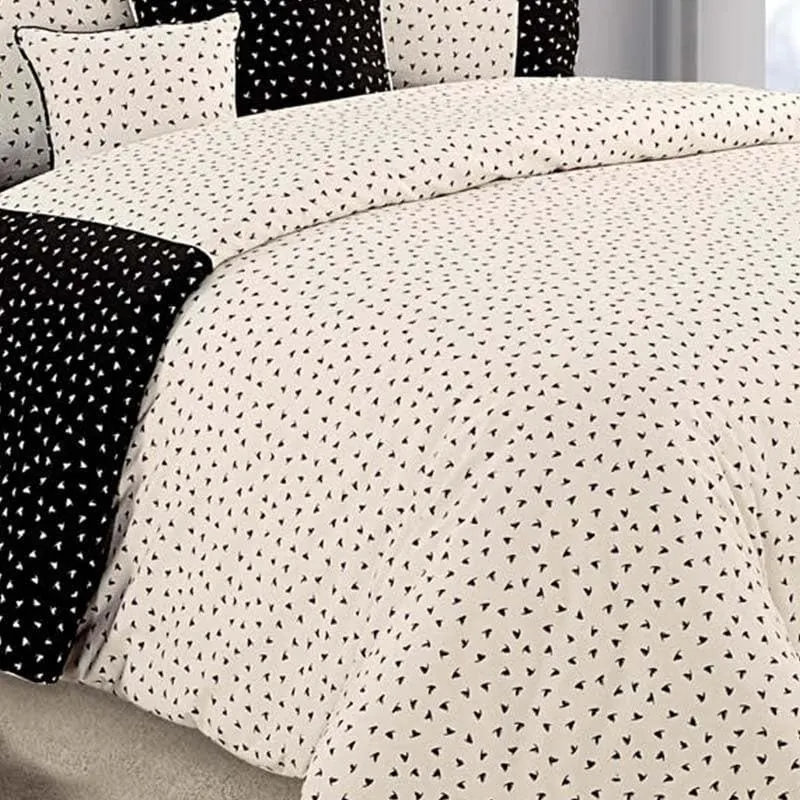 Swayam Feather Touch Cotton Comforter - 150 GSM media 3
