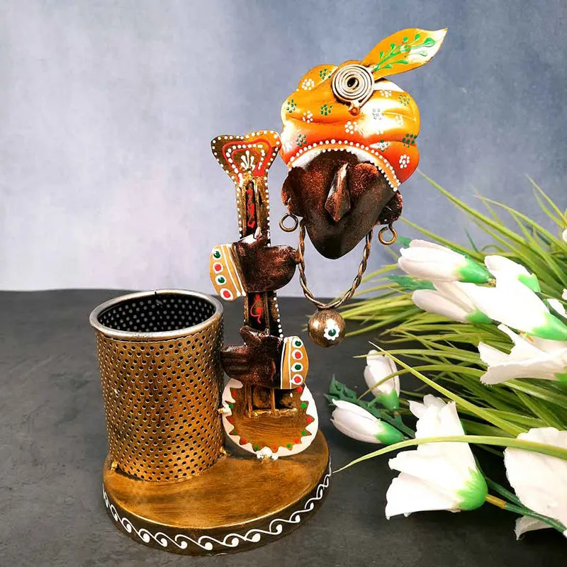 Ethnic Musician Pen Stand media 3