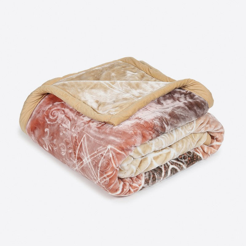 Monte Carlo Whispering Petals Blanket - 1136 GSM media 5
