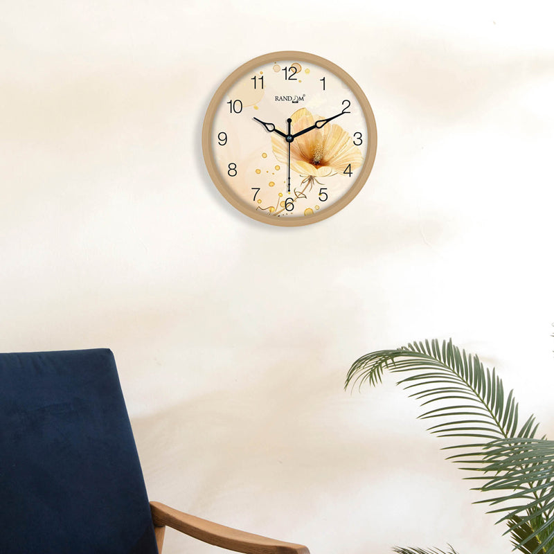 Era Charm Analog Wall Clock