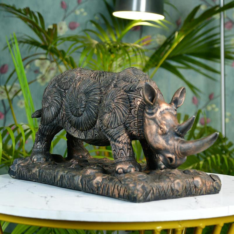 Rhino Power Resin Showpiece media 5
