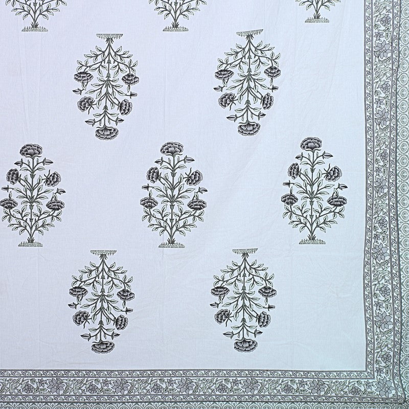 ShahiGuldaan Handblock Printed Cotton Bedsheet (Black) - 400 TC media 8