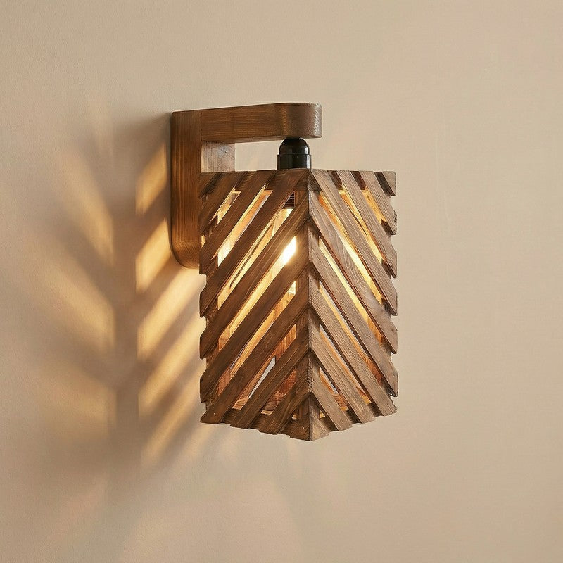 Ondina Wooden Wall Lamp media 6