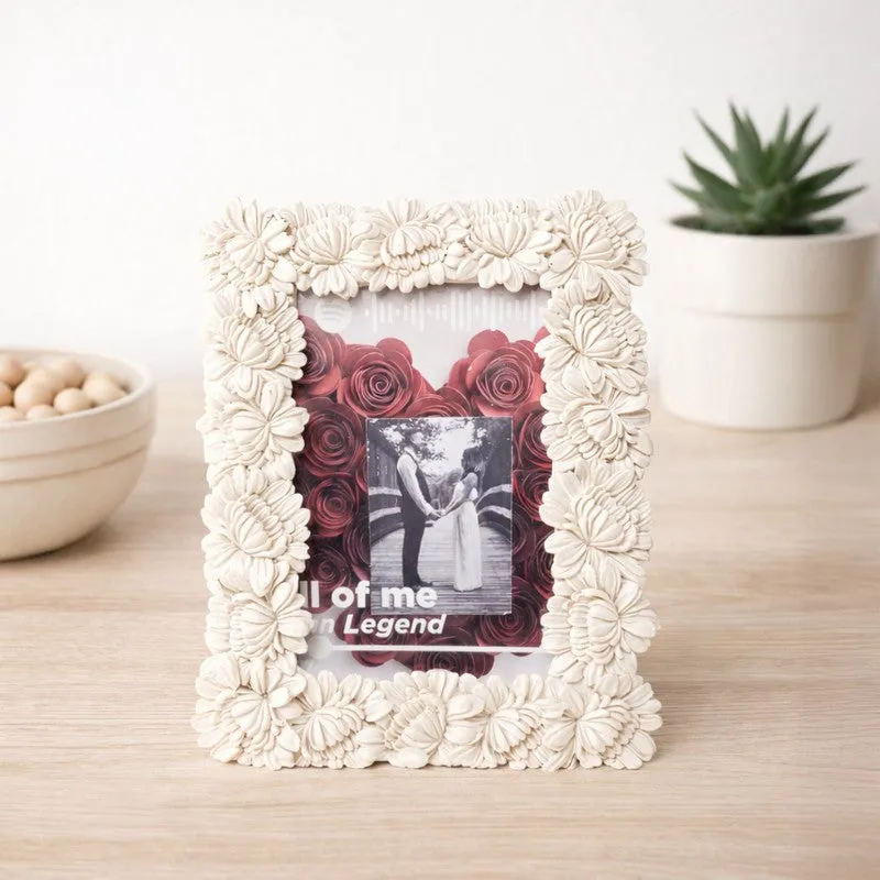 BloomAura Ceramic Photo Frame - White media 1