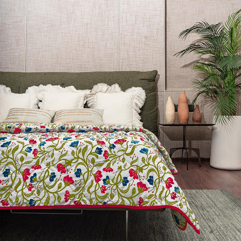 Urban Space Kashmir Reversible Dohar (Pink) - 120 GSM media 7