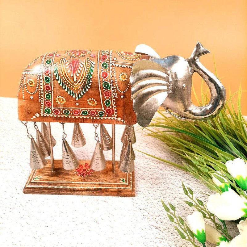 CasaMuse Handcrafted Showpiece