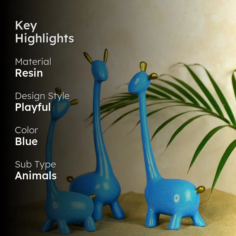 Blue Long Heads Showpiece media 2