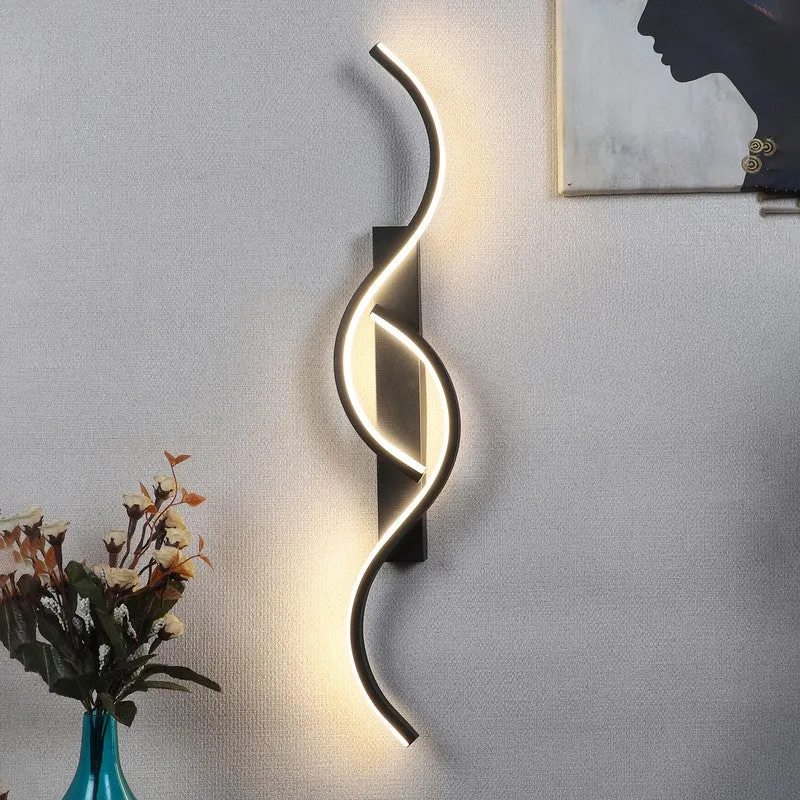 Elaris Iron Wall Lamp media 1