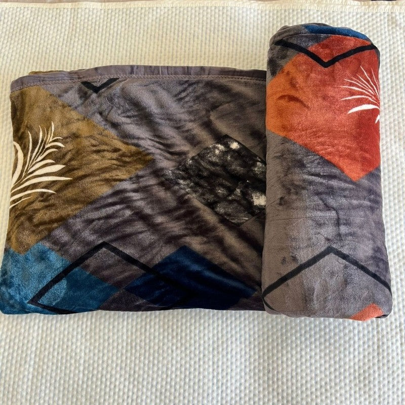 Petanox Floral Woolen Blanket (Multicolor) - 330 GSM media 6