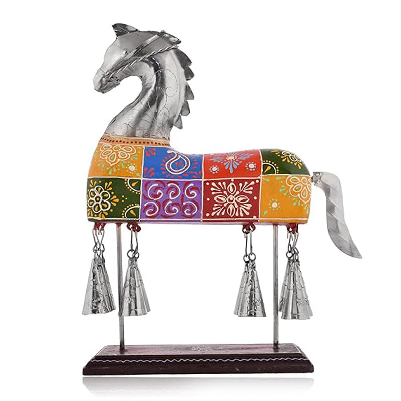 Painted Horse Showpiece media 5