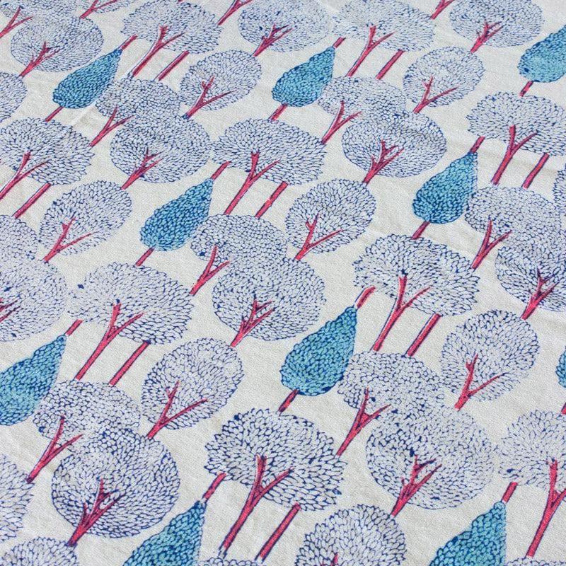 Topiary Garden Table Cover - Four Seater media 5