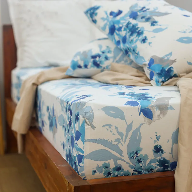 Snapdragon Printed Cotton Duvet Cover media 5